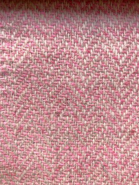 Wool And Tweed Harris Tweed 150 Herringbone Pink and Beige HT-150-102